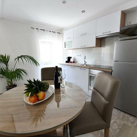 Apartment Lavanda Sinj Ngoại thất bức ảnh