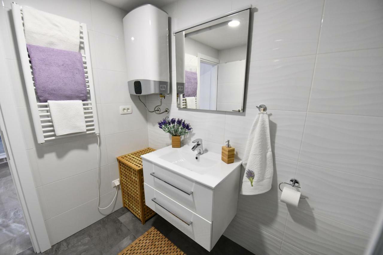 Apartment Lavanda Sinj Ngoại thất bức ảnh