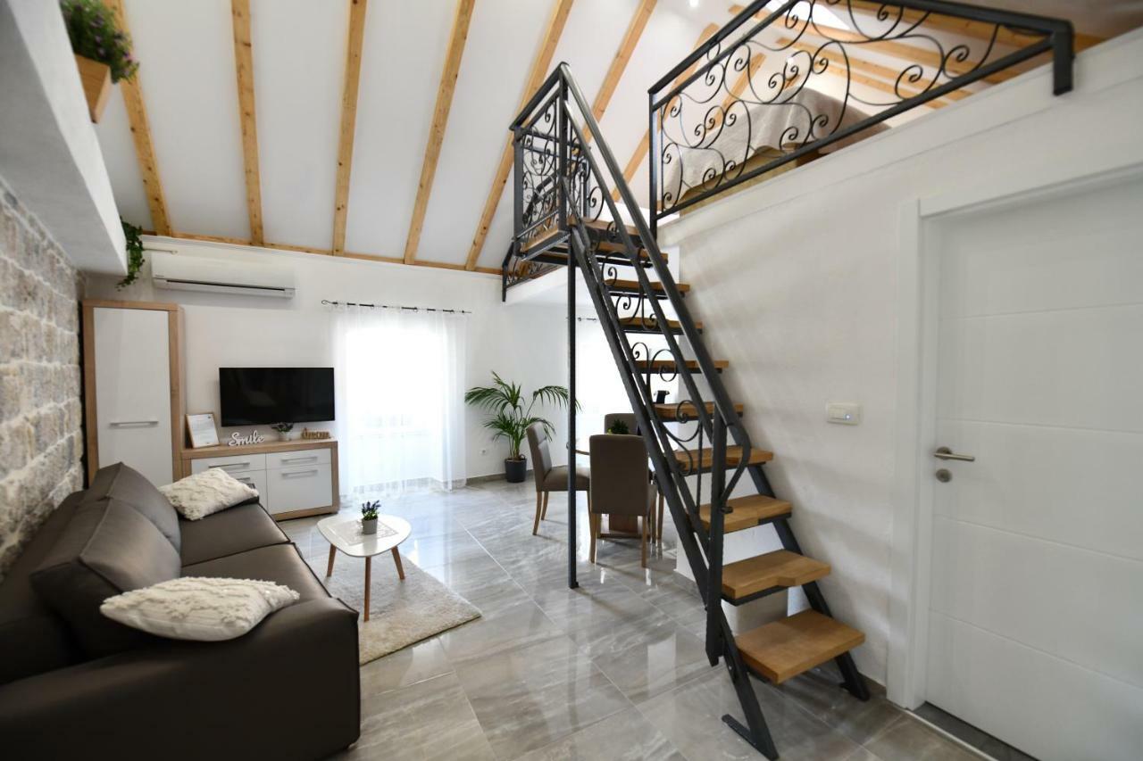 Apartment Lavanda Sinj Ngoại thất bức ảnh
