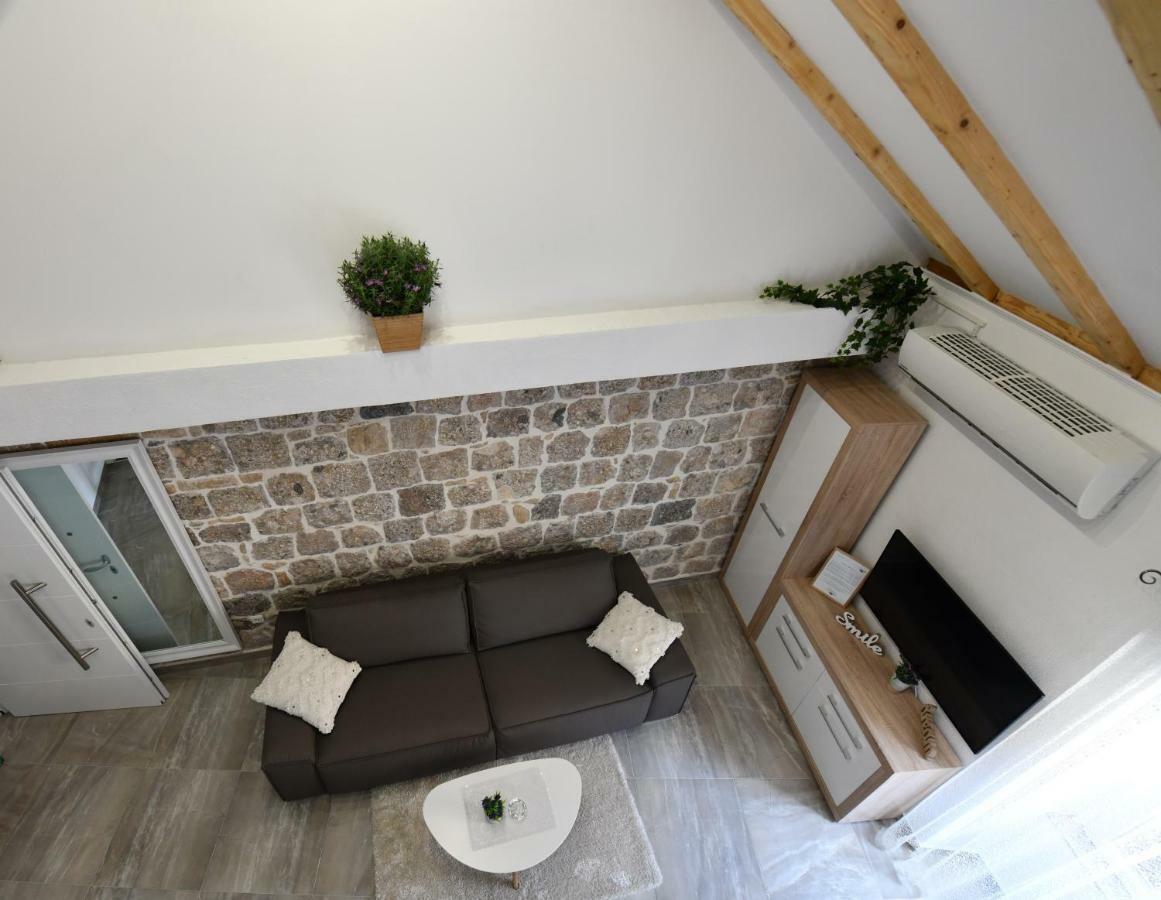 Apartment Lavanda Sinj Ngoại thất bức ảnh